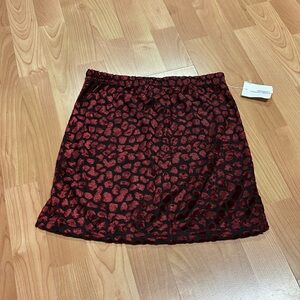 Red Velvet Cheetah Print Skirt 🐆